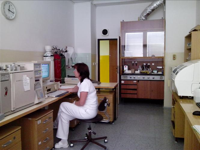 toxikologická laboratoř - plynová chromatografie