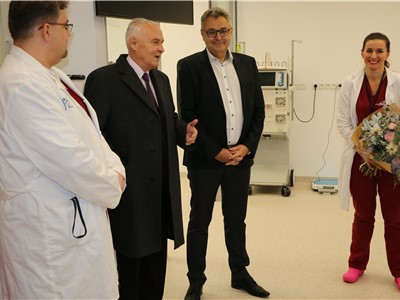 Krajská zdravotní zprovozňuje ve své ústecké nemocnici lůžka intenzivní péče pro kardiochirurgii a rekonstruovanou stanici větších dětí