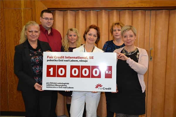 Krajská zdravotní obdržela finanční dar ve prospěch dětské kliniky ústecké Masarykovy nemocnice