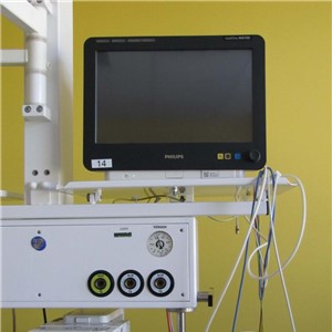Monitor s modulem EEG a modulem pro hemodynamiku