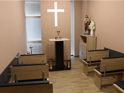 Nová kaple v mostecké nemocnici