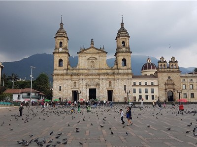 Katedrála na Plaza de Bolívar. v Bogotě. Foto: Ivan Humhej
